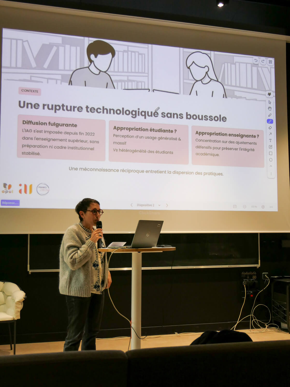 Entre autonomie « sauvage » et besoin d’institutionnalisation : pratiques de l’IA générative et regards croisés à l’Université d’Avignon - Restitution des résultats de l’enquête IA auprès des étudiants d’Avignon Université par Lætitia GERARD & Anne-Gaëlle JAY